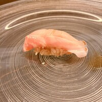 鮨 四 - 