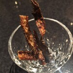 サッポロ ビュー - 鮭皮のおつまみ、パリパリ美味しい