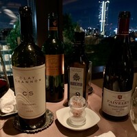 レストラン 北野クラブ - ワインのお勉強。夏鹿に合うのは？いつもの好きなワインとは限りません。ブルゴーニュは悪くないけど。