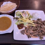 サライケバブ - ビーフケバブランチ