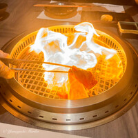 近江うし焼肉 にくTATSU 日本橋室町店 - ファイヤー！w