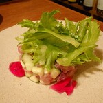 ビストロ ラグリ - 鮮魚のタルタルも美味しい！