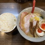 麺屋大河 - 味玉味噌らーめん ライス