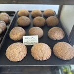 今日のおやつ!noble - 1番人気メロンパン。