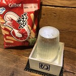 麹町いづみや しろ - カルビーかっぱえびせん・誠鏡 Sparkling 純米 