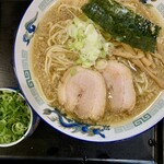 中華蕎麦 春馬 - 九条ねぎで野菜も摂取