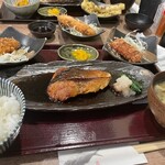 ごはんや金沢 - 