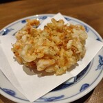 手打ちそば やっ古 - 桜海老のかき揚げ