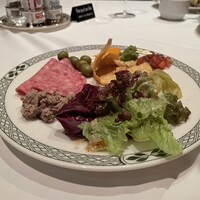 ロウリーズ・ザ・プライムリブ 恵比寿ガーデンプレイス店 - 