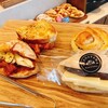 Bread&Coffee IKEDAYAMA  五反田駅前店