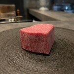 262888180 - 