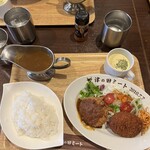 津の田カリー - 1200円+200円でミニカレー付き