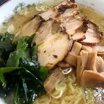 ラーメン 前田家 - チャーシューメン(W)