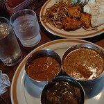 インド＆ネパールレストラン ニューマハラジャ - バイキングコーナーから