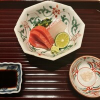 多仁本 - お刺身 菊とほうれん草のお浸し
