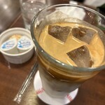 カフェ ノボール - アイスカフェラテ
800円