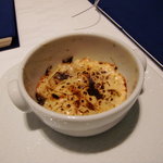 ア・ニュ ルトゥルヴェ・ヴー - グラタン？