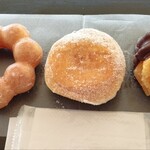 ミスタードーナツ - 料理写真:人気3種