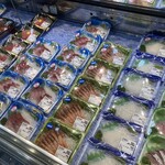 西岡鮮魚 - どれも美味しそうです♪
