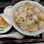 喜多方ラーメン 坂内 - 