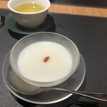 中国薬膳料理 星福 - 杏仁豆腐