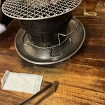 ホルモン青木 - 七輪