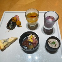 ブッフェアンドカフェ スロープサイドダイナー ザクロ - 