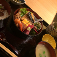 赤坂あじさい - 茶碗蒸しや香の物もついてきます。