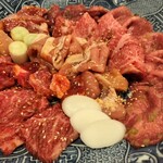 炭火焼肉 久 - 