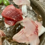 しんのすけ - 上から、あじ・生本まぐろ・いさき