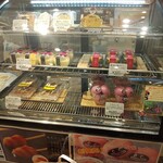 うなぎいもSTORE - 店頭のメニューの数々！