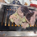 焼肉一心たん助 - 