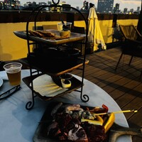 BLUE BIRDS ROOF TOP TERRACE - 