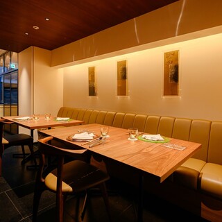 La table de IDÉAL restaurant_1