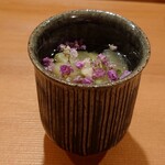 鮨 あらい - 焼いた茄子と葛素麺