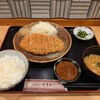 とんカツ 博多鶏一 博多駅前店