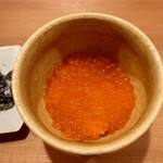 鮨 あらい - 生いくら　シャリが下に隠れている