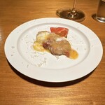 ドンブラボー - サルティンボッカ（肩ロース生ハム、セージ、白ワイン、バターブラータチーズ）
      
      