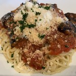 ボーノ - 焼きナス入りボロネーゼ　近景