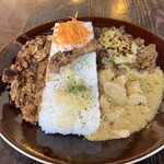カレー屋 ヒゲめがね - 