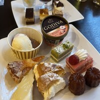 リュクス ダイニング ハプナ - 