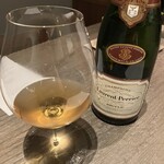 現代茶寮 銀座風月堂 - 30年熟成のローランペリエ