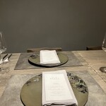 現代茶寮 銀座風月堂 - テーブル