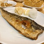 飲食笑商何屋ねこ膳 - 