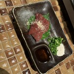 けとばし屋チャンピオン - レバー刺身