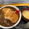 恵月 - 料理写真:カツカレー850円＋ご飯大盛り100円