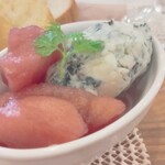 Wine restaurant The Attachment - ブルーチーズ