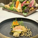 JINBO MINAMI AOYAMA - BAGNA CAUDA DEL JINBO スペシャリテ 30種以上の野菜たち バーニャカウダの進化