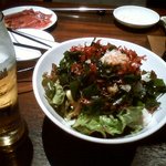 焼肉×もつ鍋 二子玉川 蔵月 - 海藻たっぷりサラダ