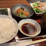 焼肉 しんうち 神楽坂 - 